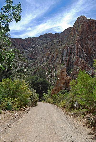 The entrance to the Swartberg Pass from Prince Albert
